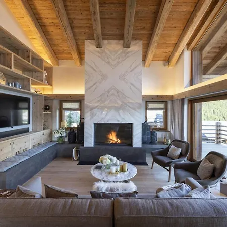 Chalet Laax: Where Adventure Meets Modern Apartment *